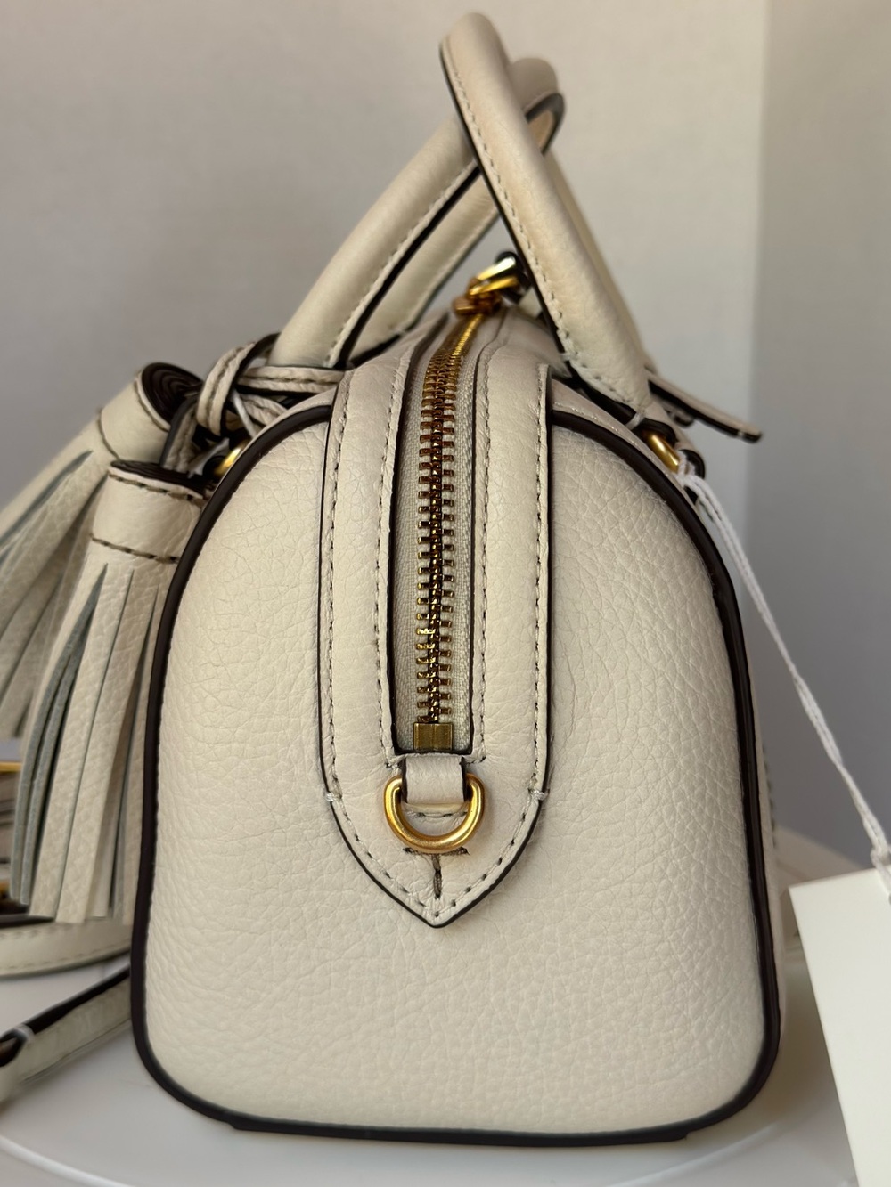 Tory Burch Ivory Pebbled Leather Satchel with Tassels Doctor bag crossbody NEW - Picture 3 of 16